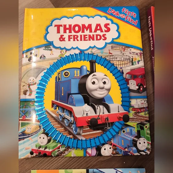 Look & Find Books - Picture 2 of 9